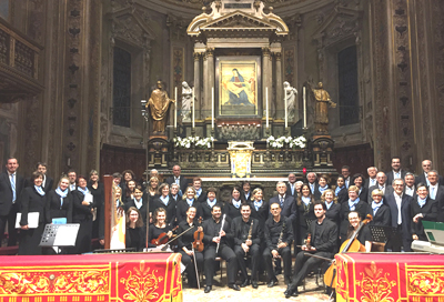 L'orchestra Stabat Mater e il coro Schola Cantorum